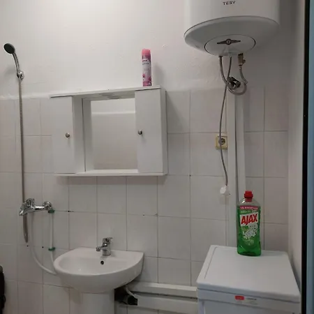 Myslym Shyri Apartment